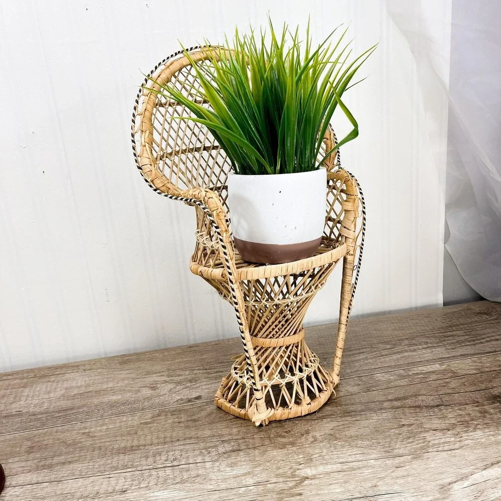 Vintage Wicker Peacock Chair Plant Stand – 15.5 inch Doll Chair